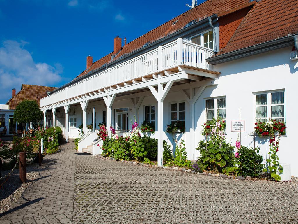 Haus Am Meer Hotel Ahrenshoop Exterior foto