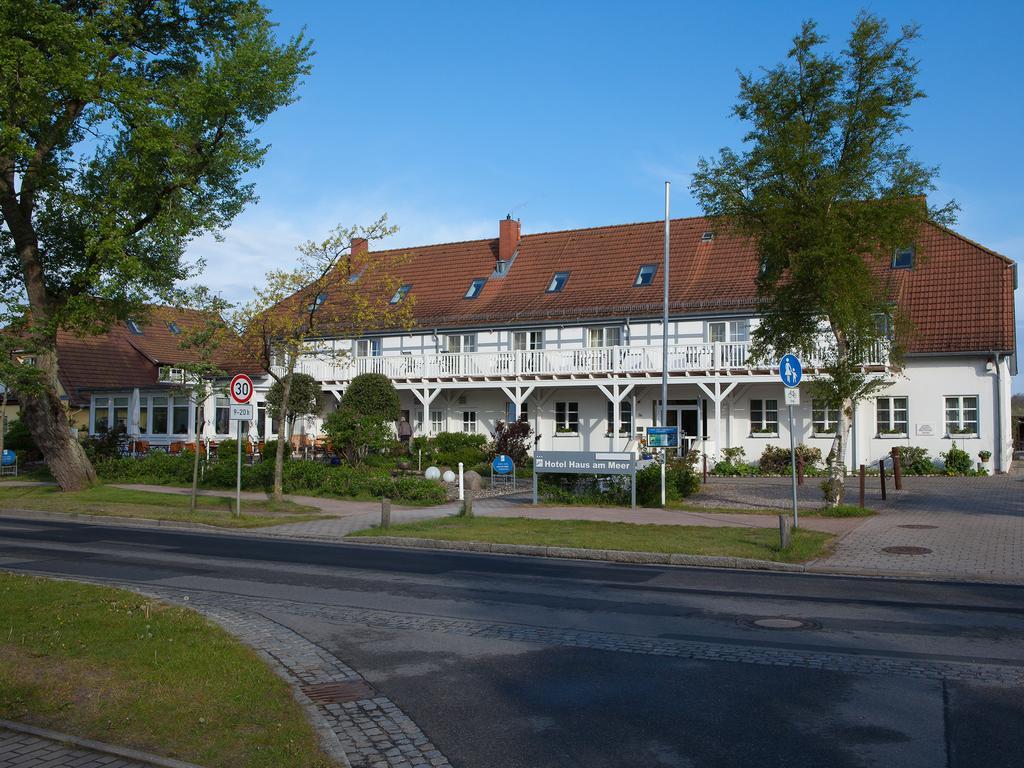 Haus Am Meer Hotel Ahrenshoop Exterior foto